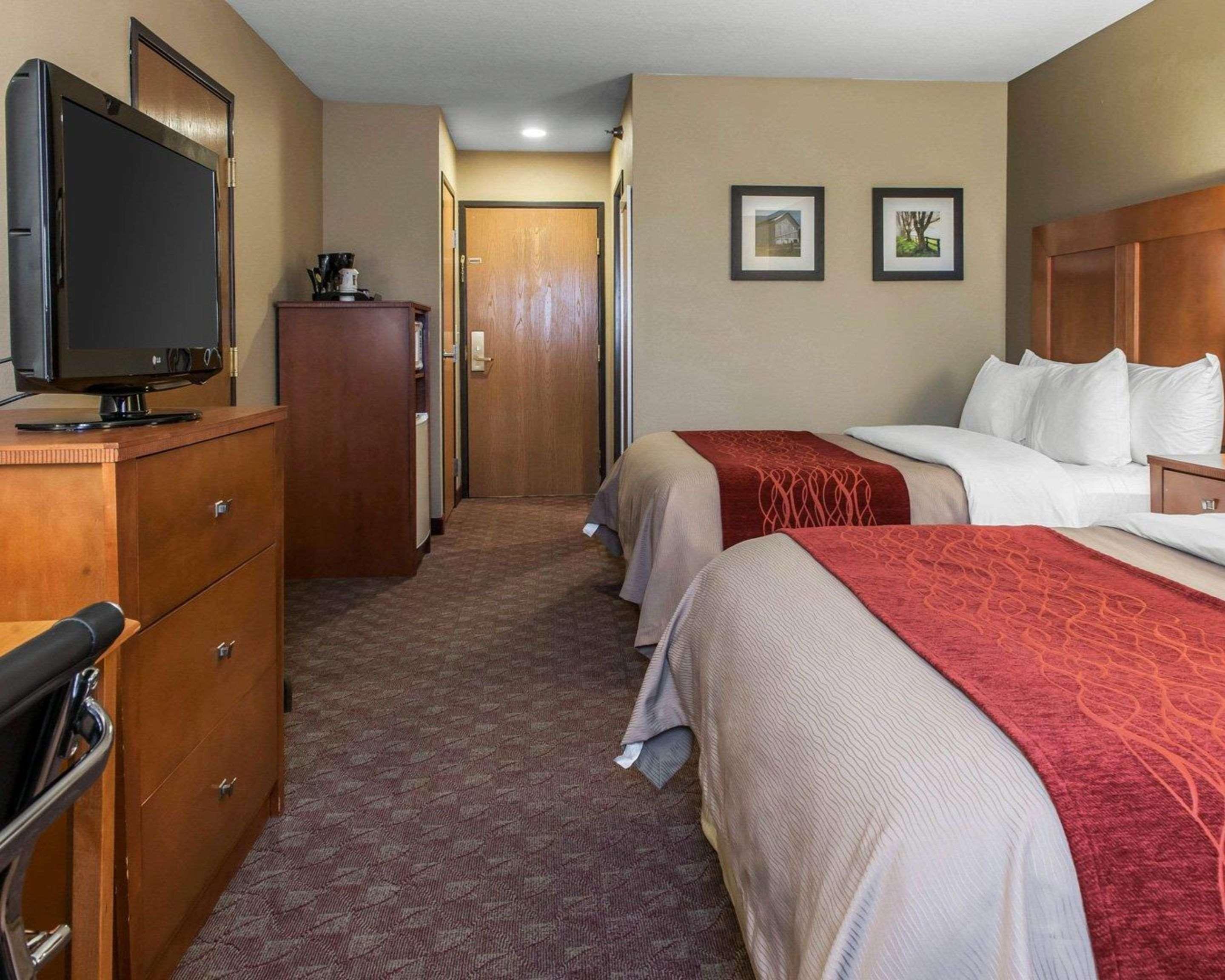 Comfort Inn & Suites Napoleon Ngoại thất bức ảnh